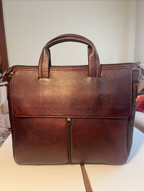 Unisex 100%Brown Leather Briefcase - Classic Professional Bag